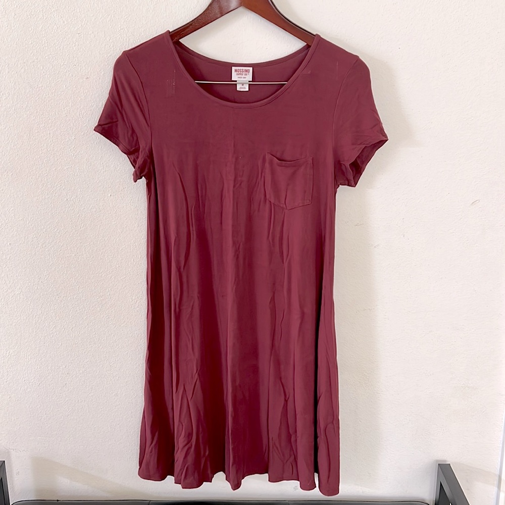 Mossimo T-Shirt Dress Maroon Flowy Casual